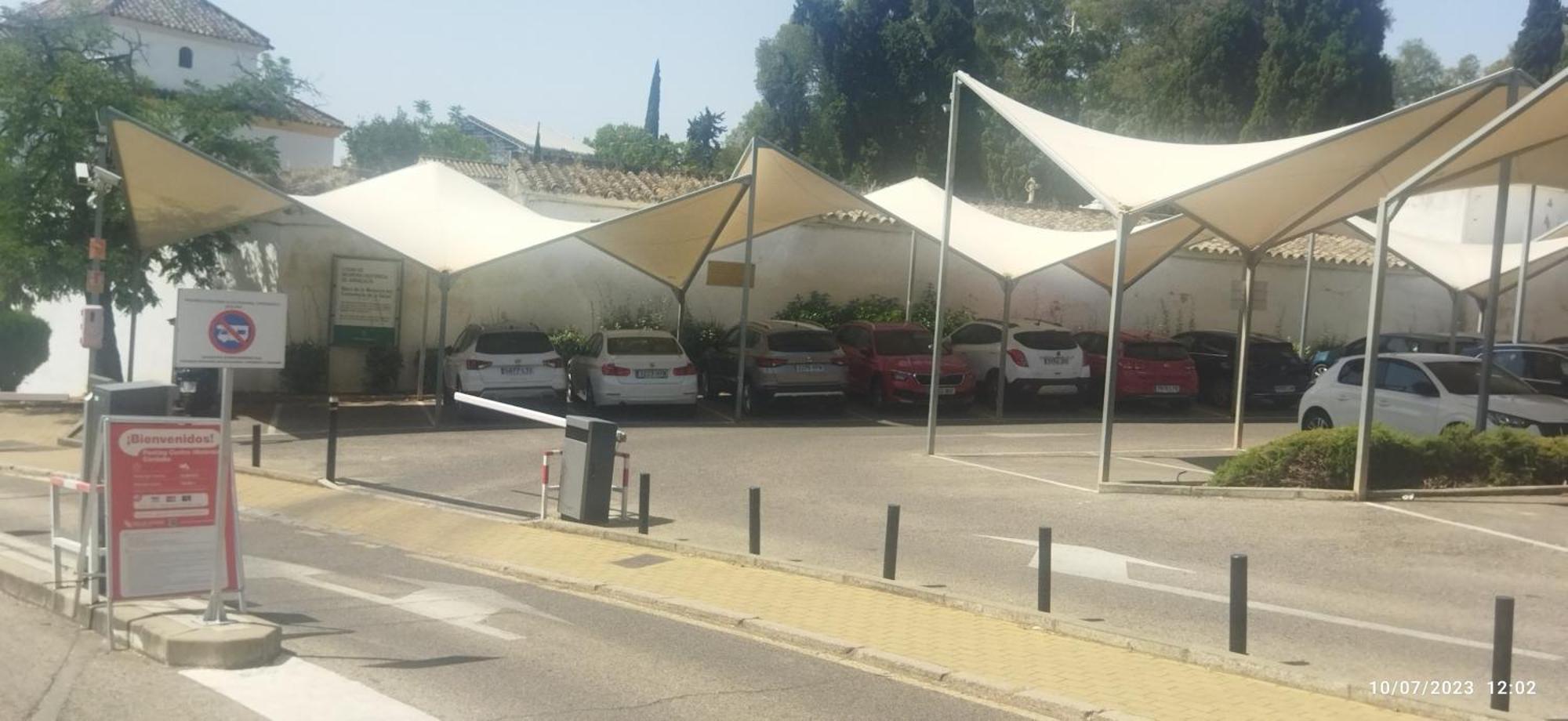 Puerta Sevilla Parking Gratis Córdoba Exteriér fotografie